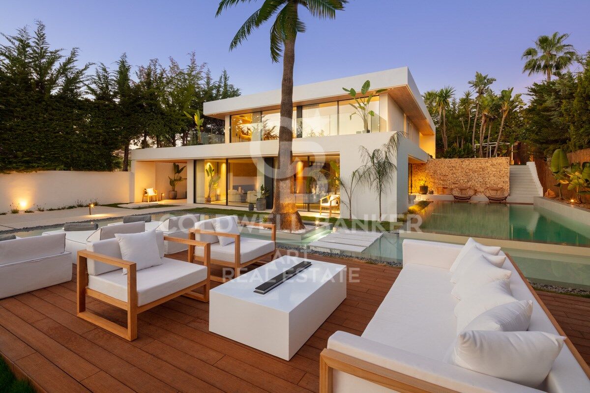 Elegante villa moderna en el corazón de Nueva Andalucía, Marbella