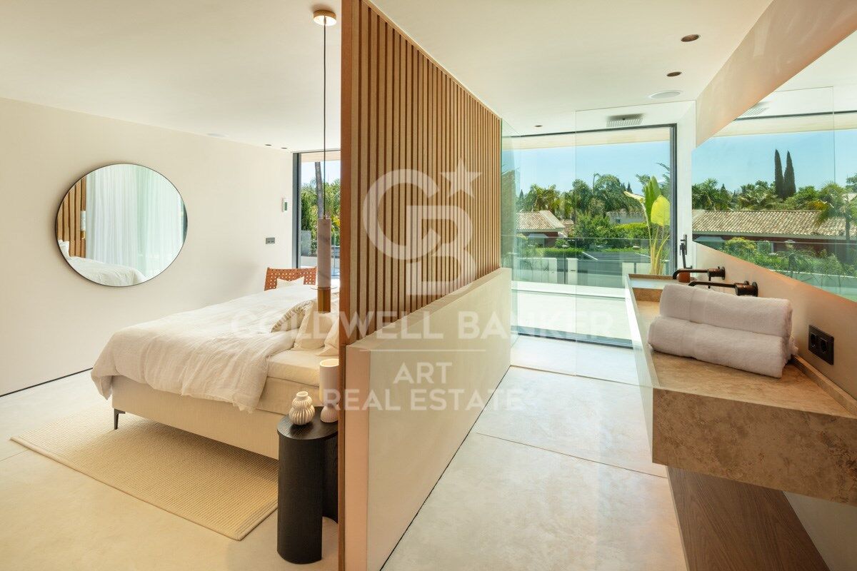 Elegant modern villa in the heart of Nueva Andalucía, Marbella