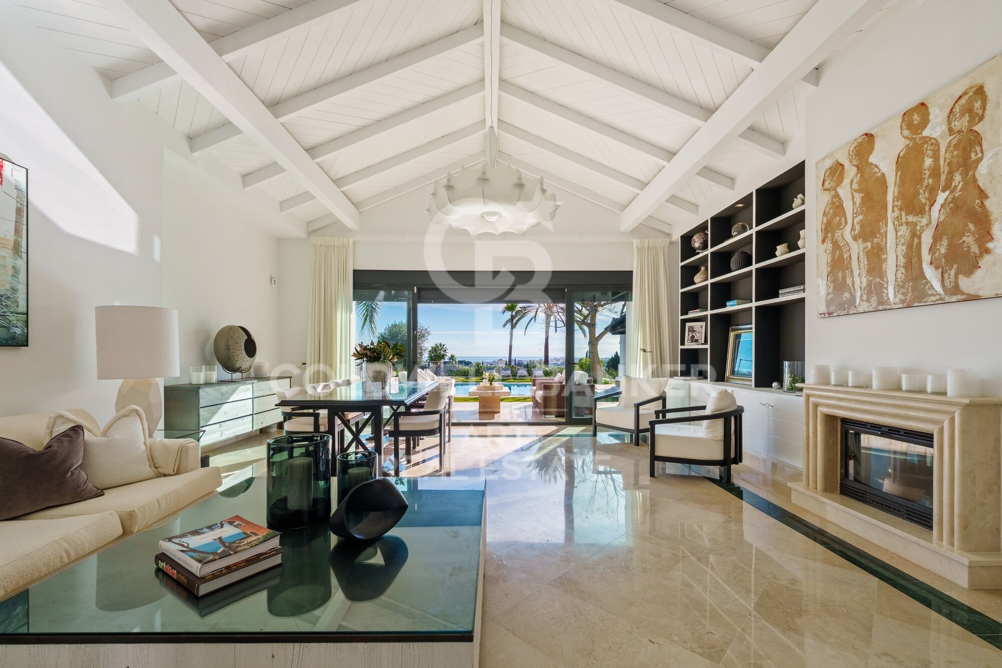 Increíble villa con vistas abiertas sobre el entorno natural y el Mediterráneo