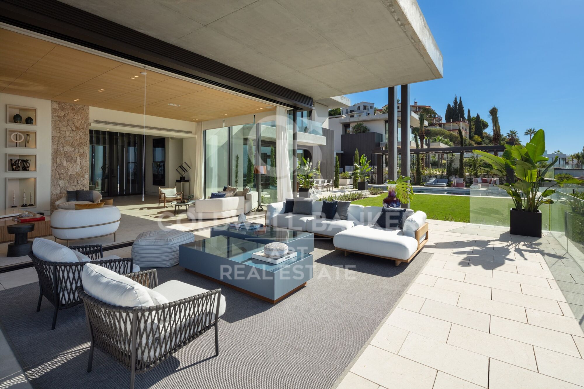 Villa with panoramic sea views - benahavís