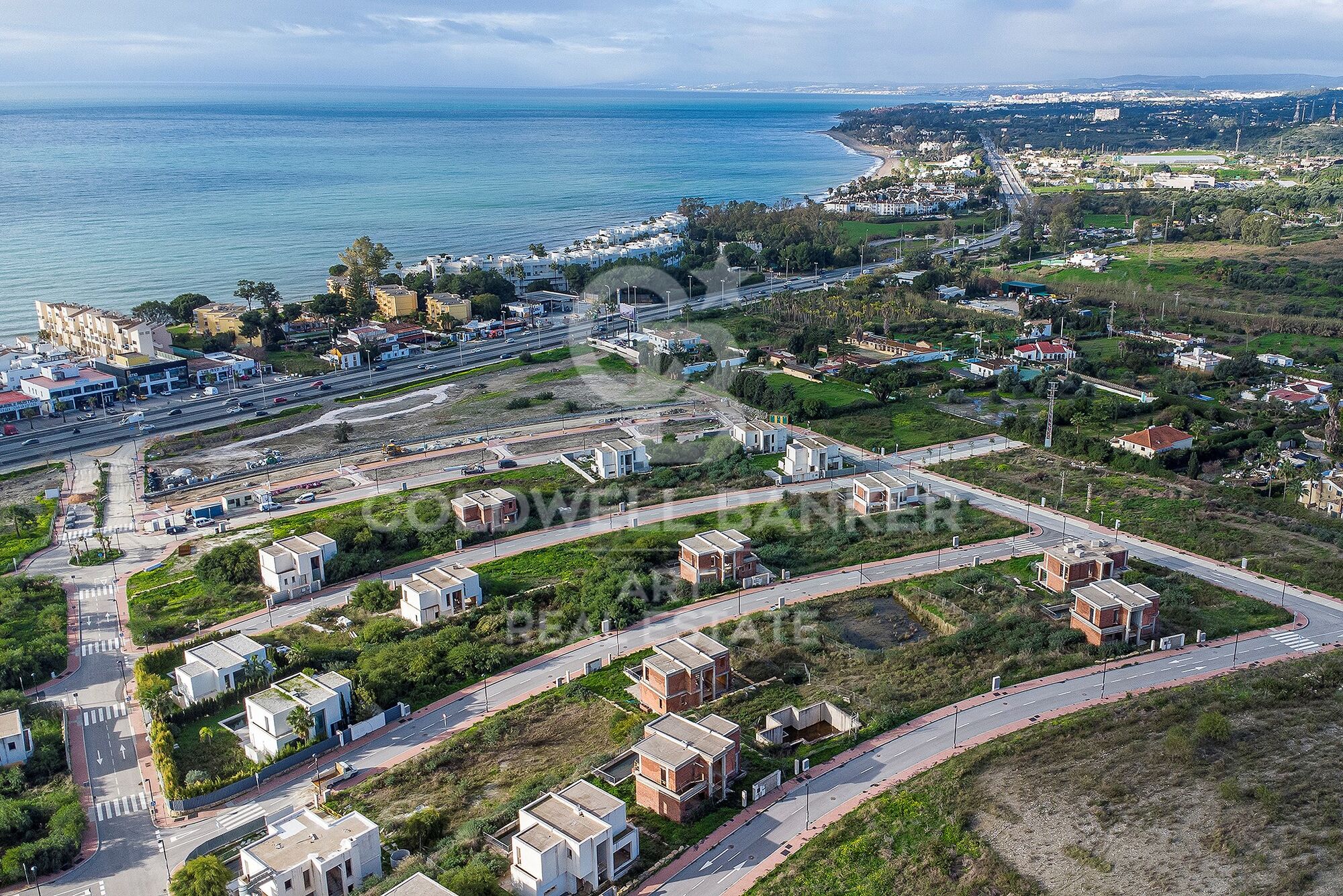 Exclusive residential building plot in la boladilla, new golden mile