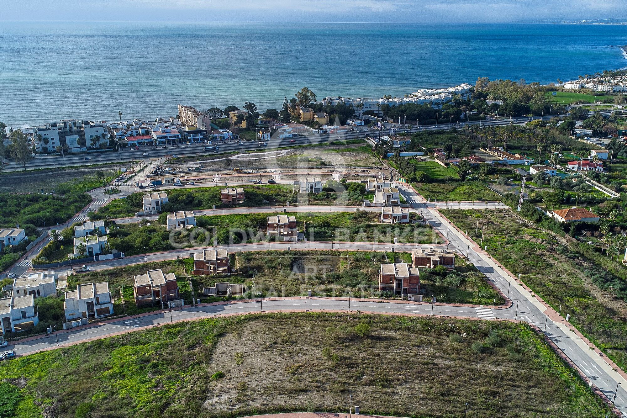 Exclusive residential building plot in la boladilla, new golden mile