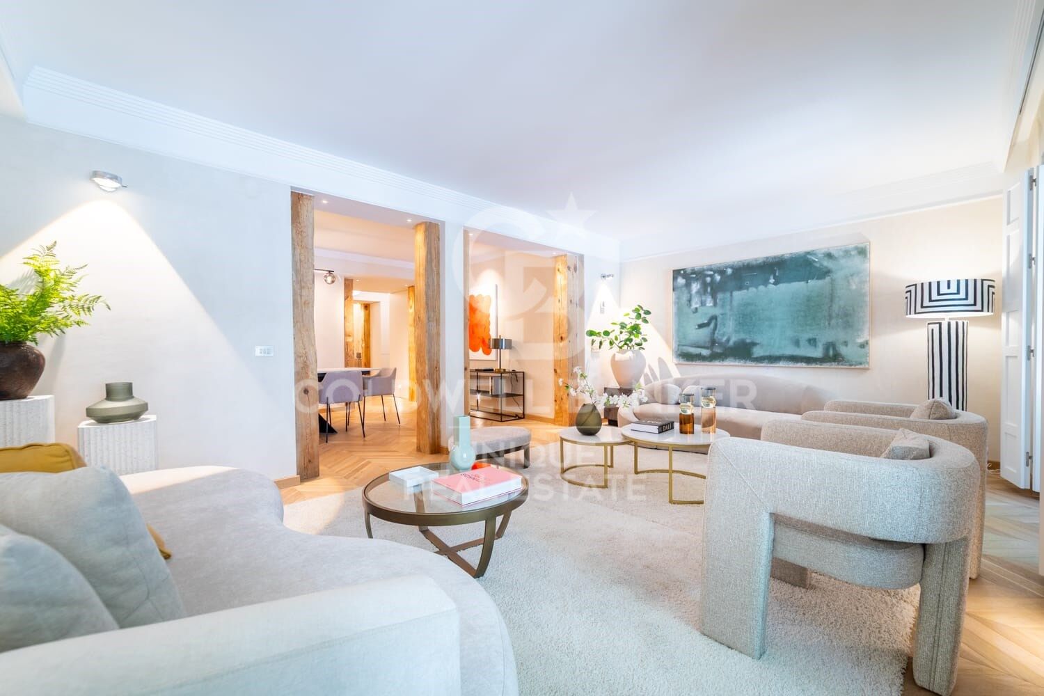 Appartement extérieur rénové à Recoletos, Madrid.