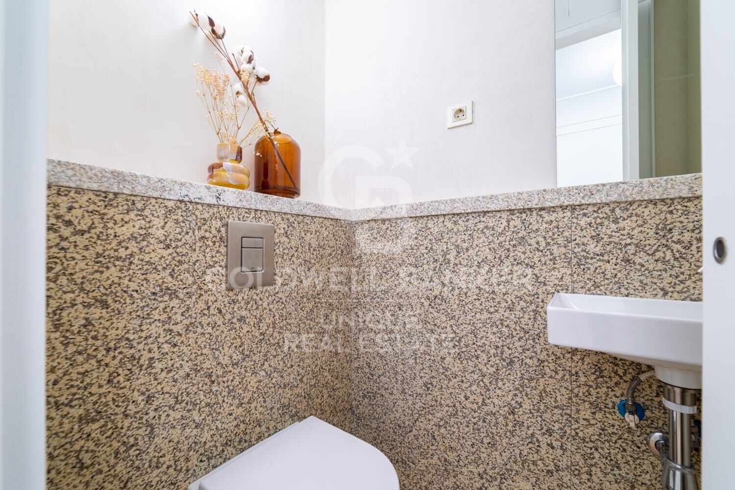 Renovierte Außenwohnung in Recoletos, Madrid.