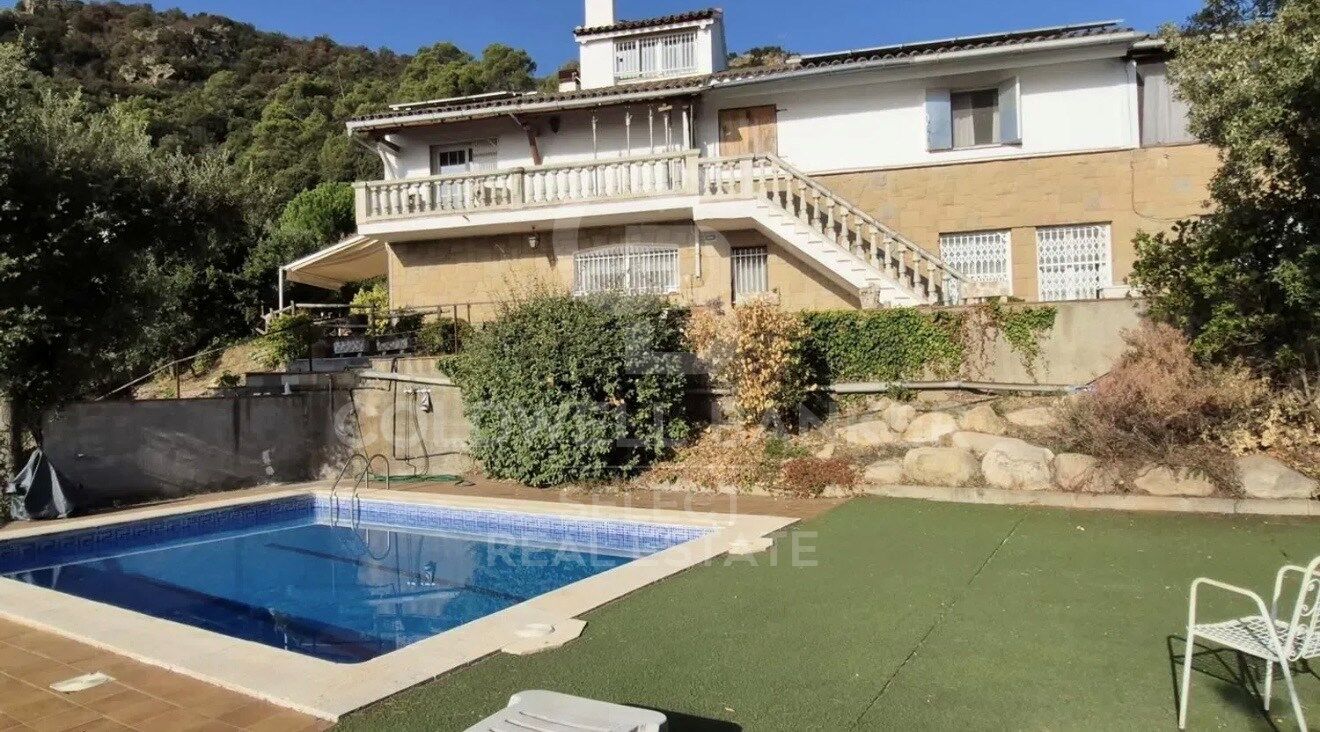 Exclusive house in Les Pedritxes