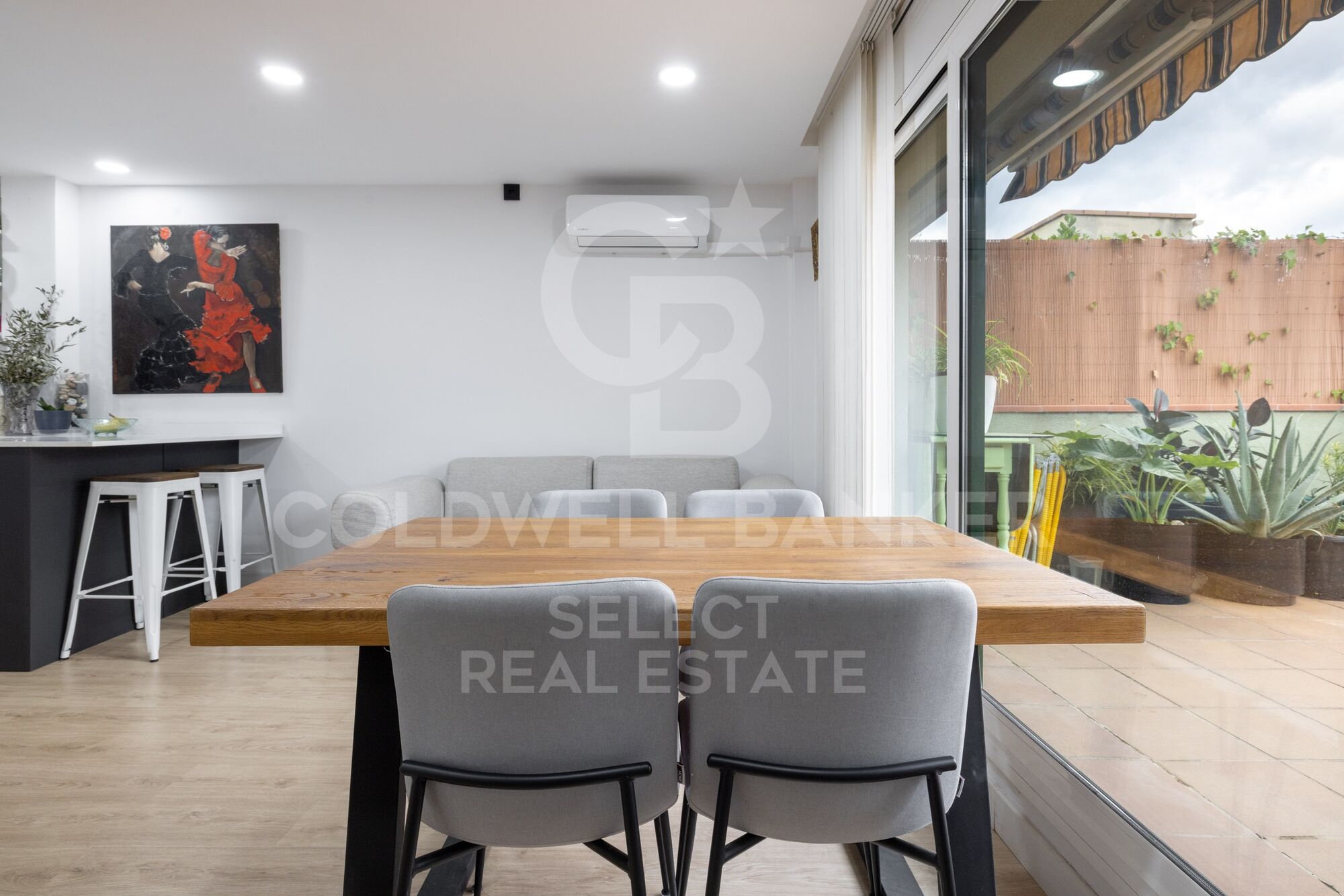 Beautiful ground floor completely renovated