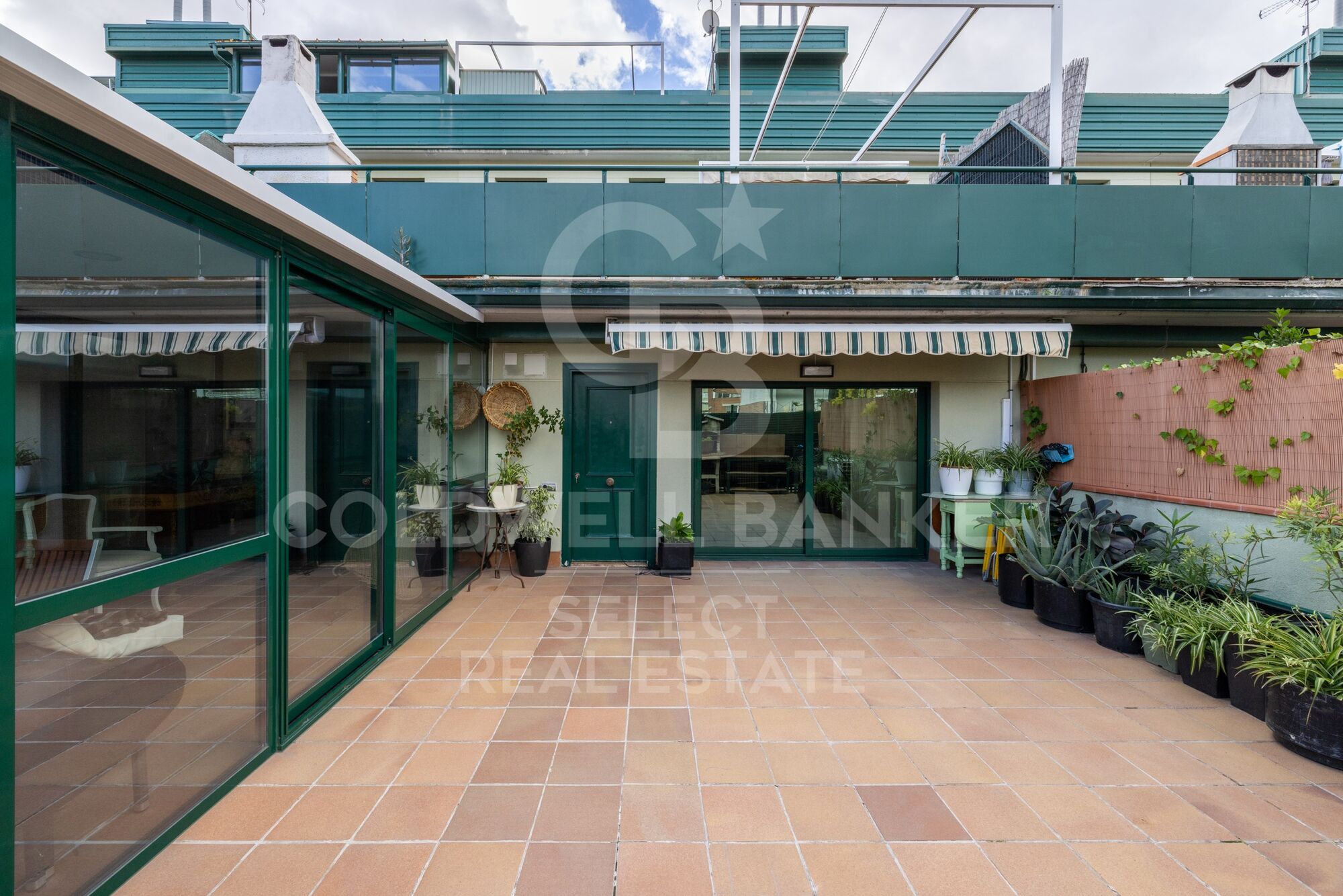 Beautiful ground floor completely renovated