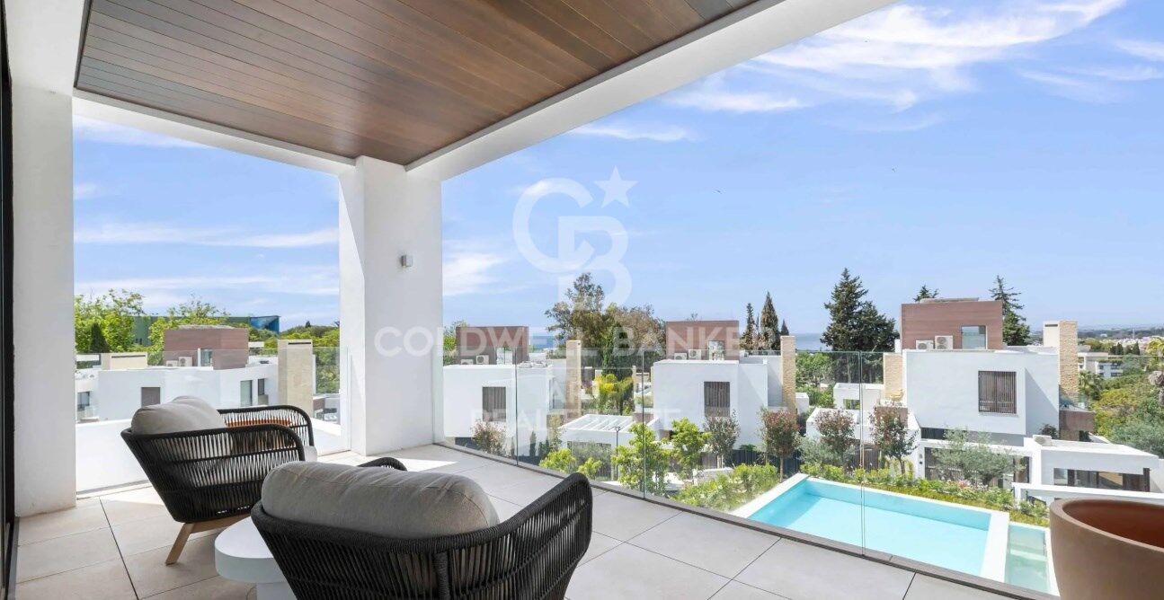 Exclusiva villa en una promoción privada de lujo en la Milla de Oro de Marbella