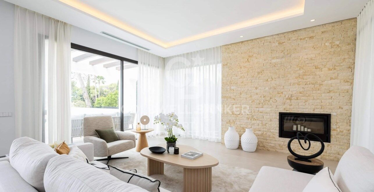 Exclusiva villa en una promoción privada de lujo en la Milla de Oro de Marbella