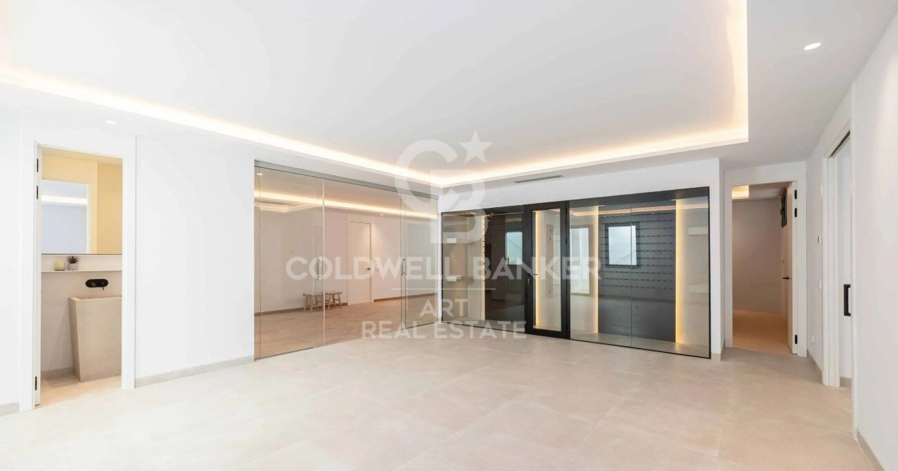 Exclusiva villa en una promoción privada de lujo en la Milla de Oro de Marbella