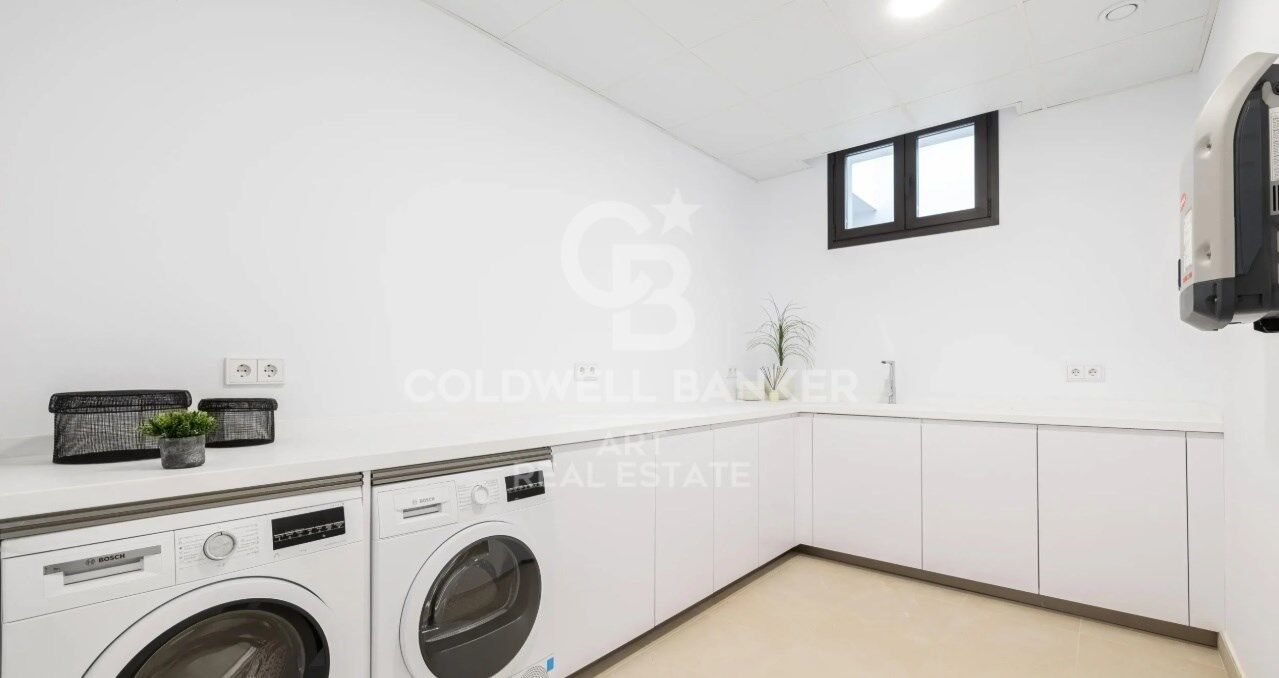 Exclusiva villa en una promoción privada de lujo en la Milla de Oro de Marbella