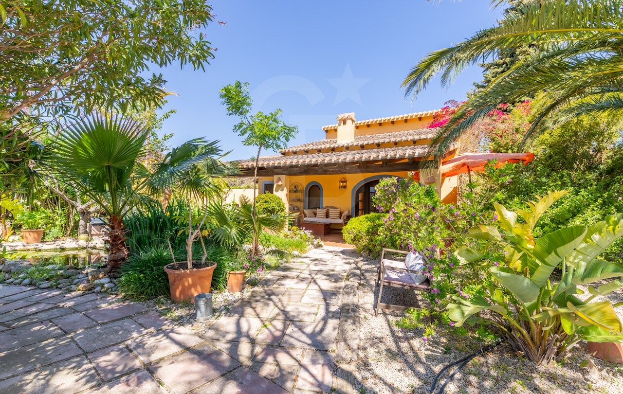 Finca in Teulada with magnificent panoramic views
