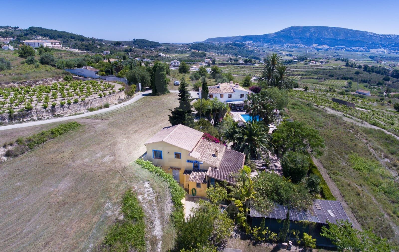Finca en Teulada con magnificas vistas panorámicas al mar