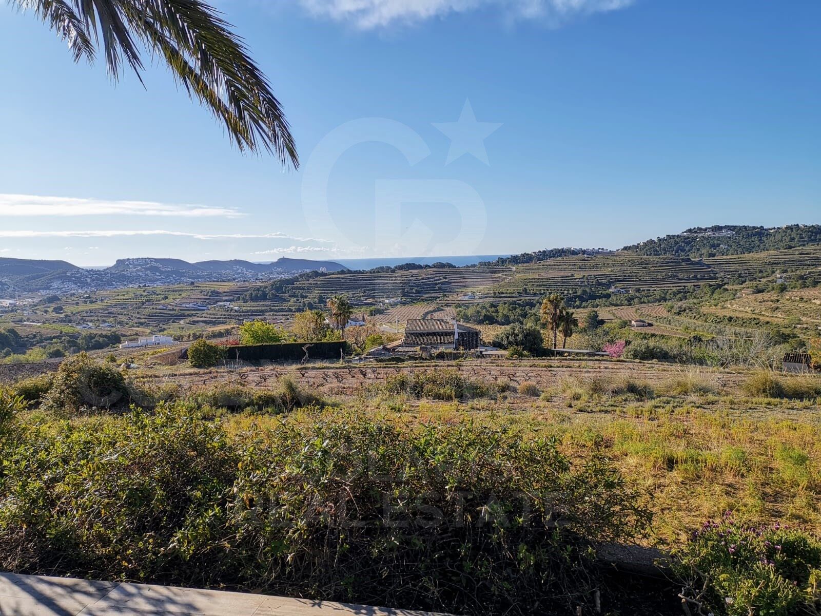 Finca en Teulada con magnificas vistas panorámicas al mar