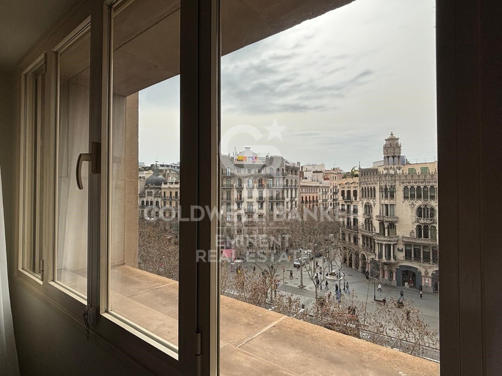 Exclusivo piso en Paseo de Gracia con vistas despejadas