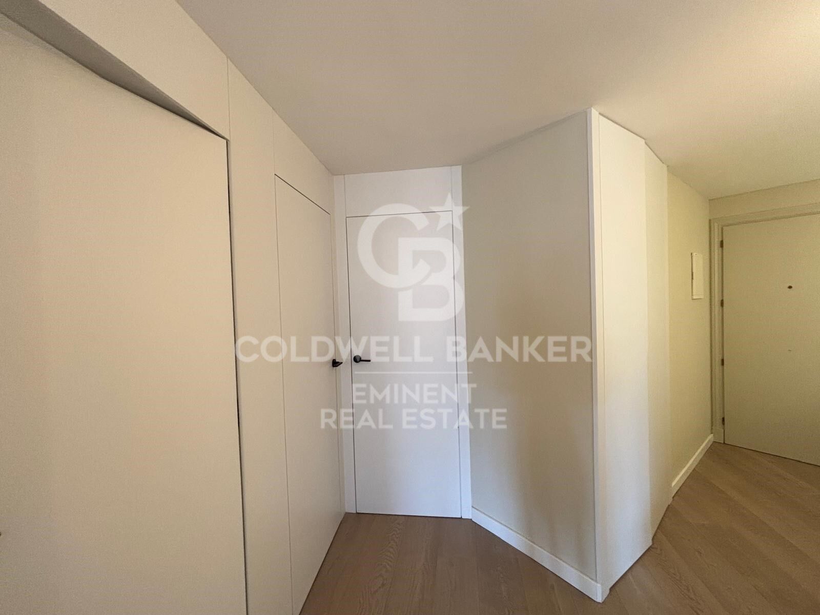 Exclusive apartment on Paseo de Gracia with unobstructed views.