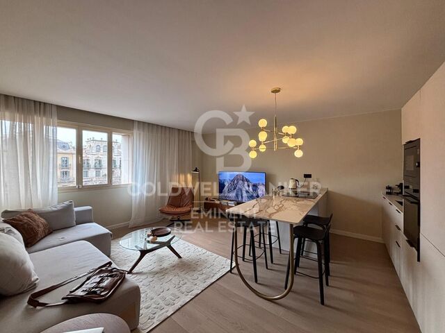 Appartement exclusif sur le Paseo de Gracia avec vues dégagées.