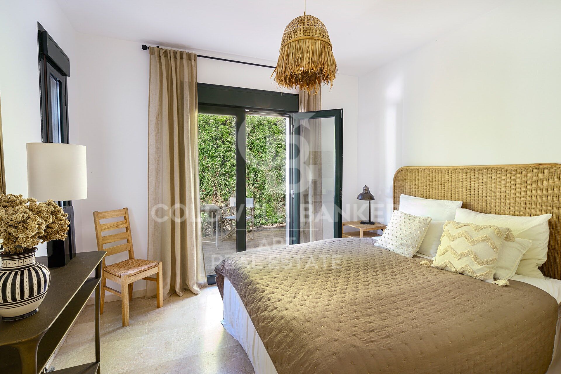 Wunderschöne Bali-Villa an der Neuen Goldenen Meile