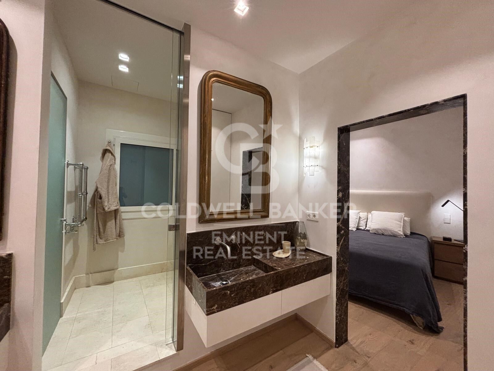 Flat 2 Bedrooms Sale Barcelona