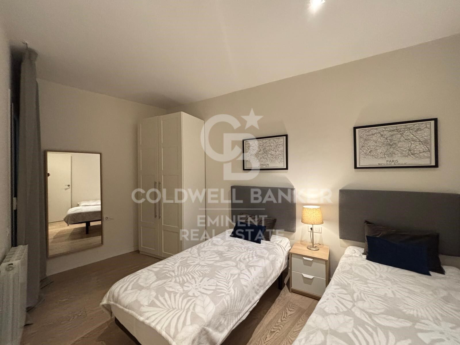Flat 3 Bedrooms Sale Barcelona