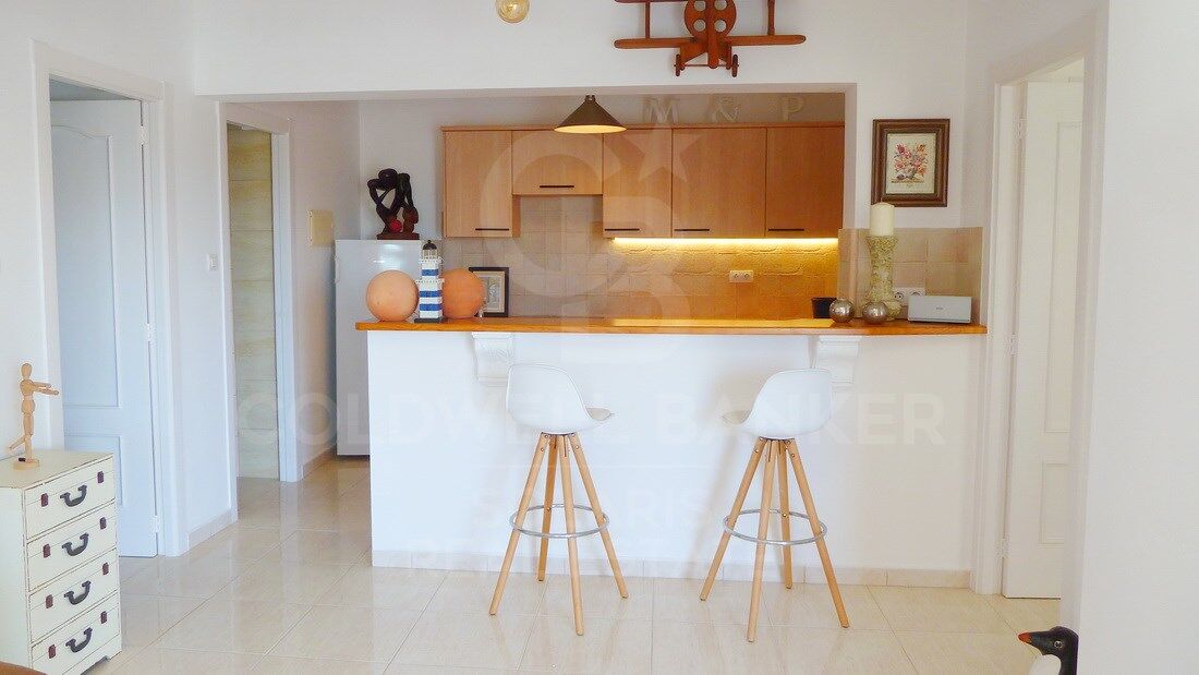 House / Villa for sale in Cumbre del Sol with sea and mountain views