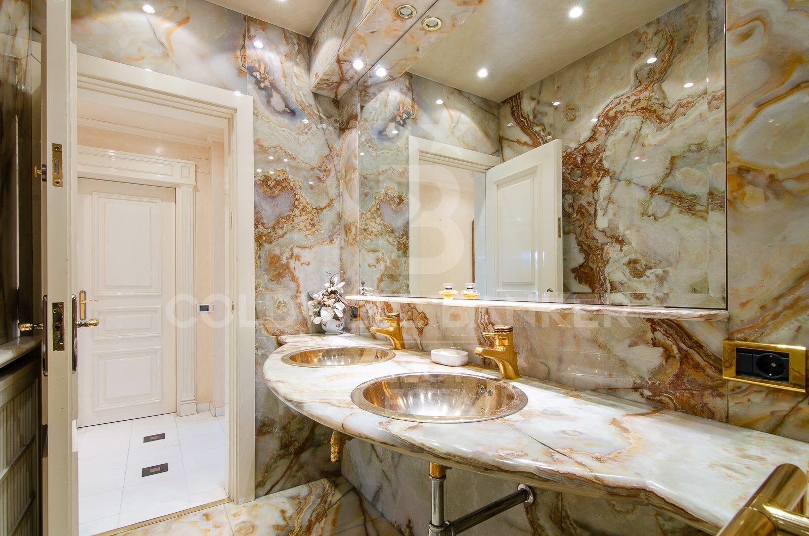 MAGNIFICENT AND STATELY IN BELLATERRA