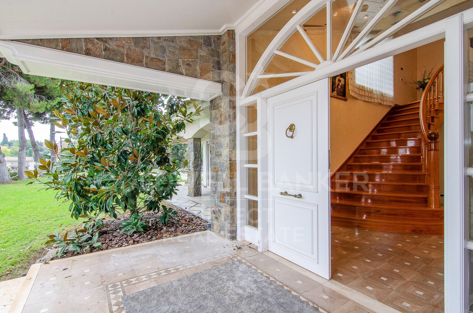 Casa Magnífica y señorial en Bellaterra