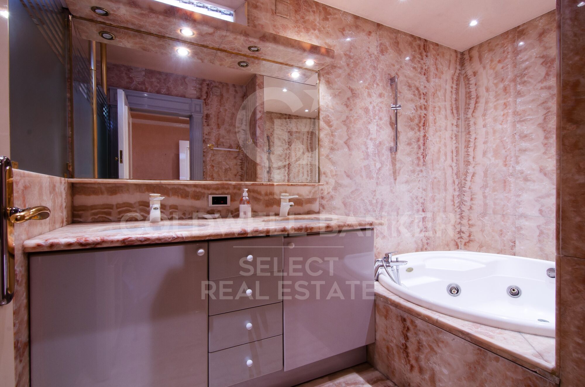 MAGNIFICENT AND STATELY IN BELLATERRA