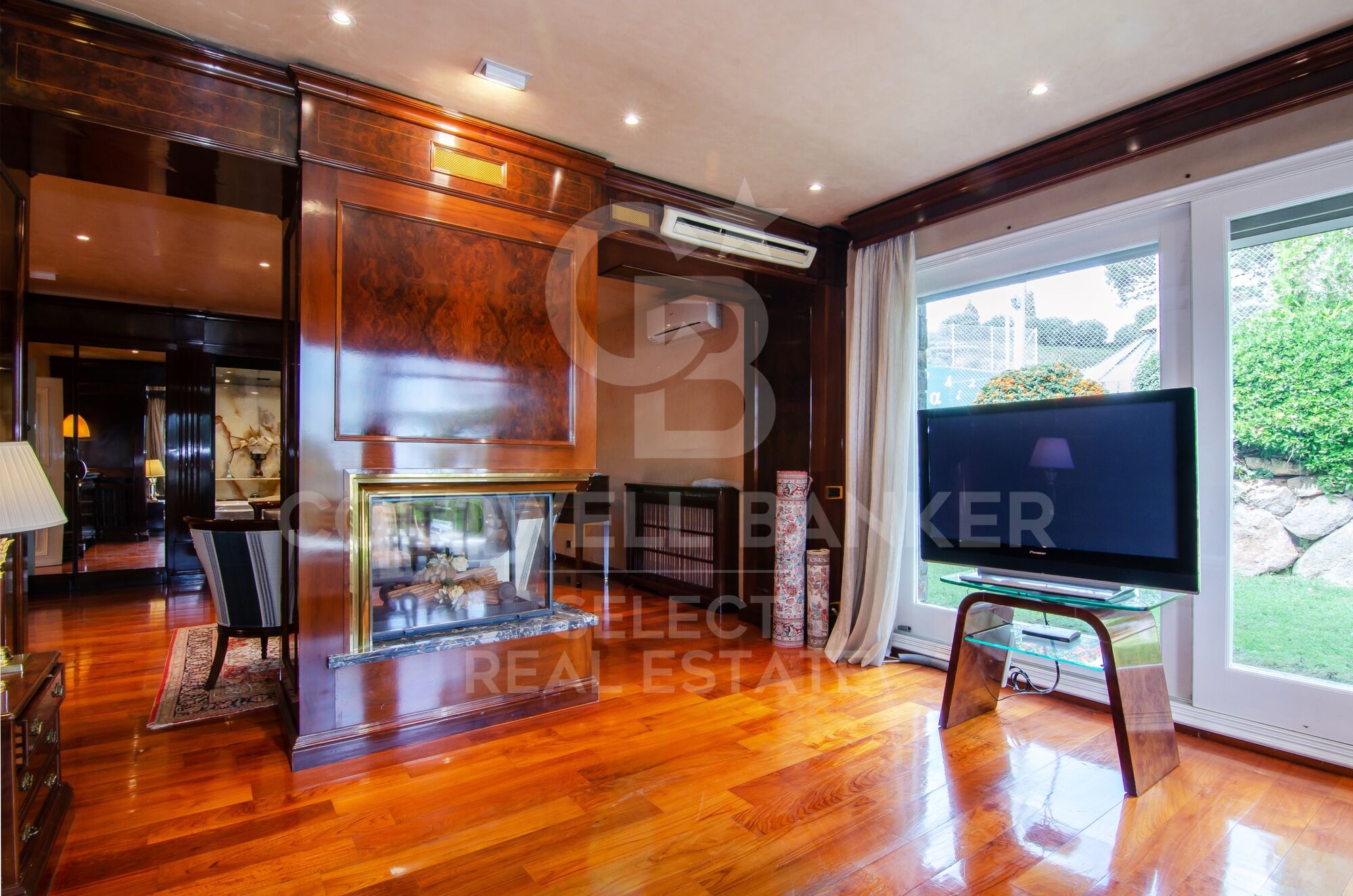MAGNIFICENT AND STATELY IN BELLATERRA