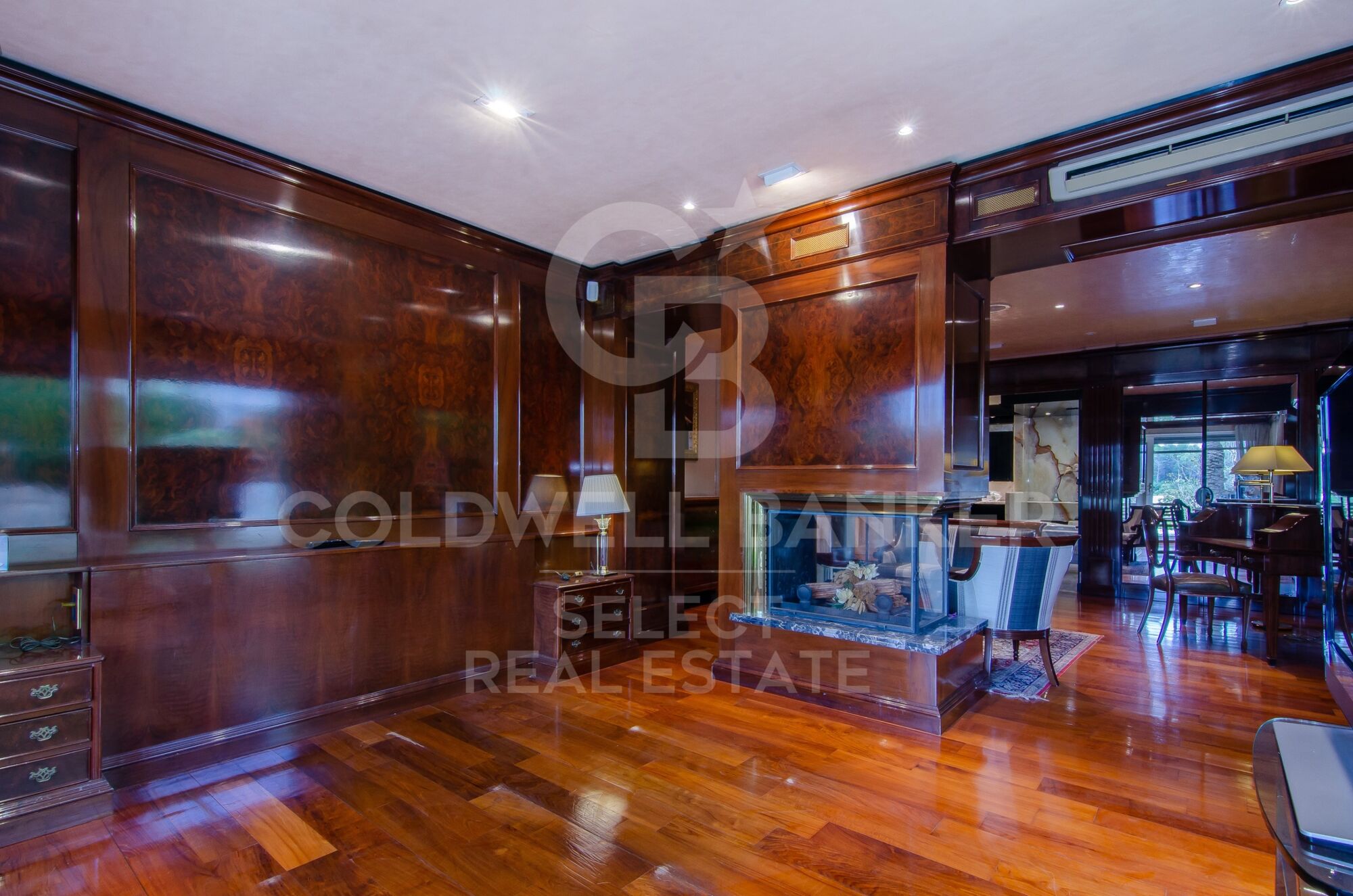MAGNIFICENT AND STATELY IN BELLATERRA
