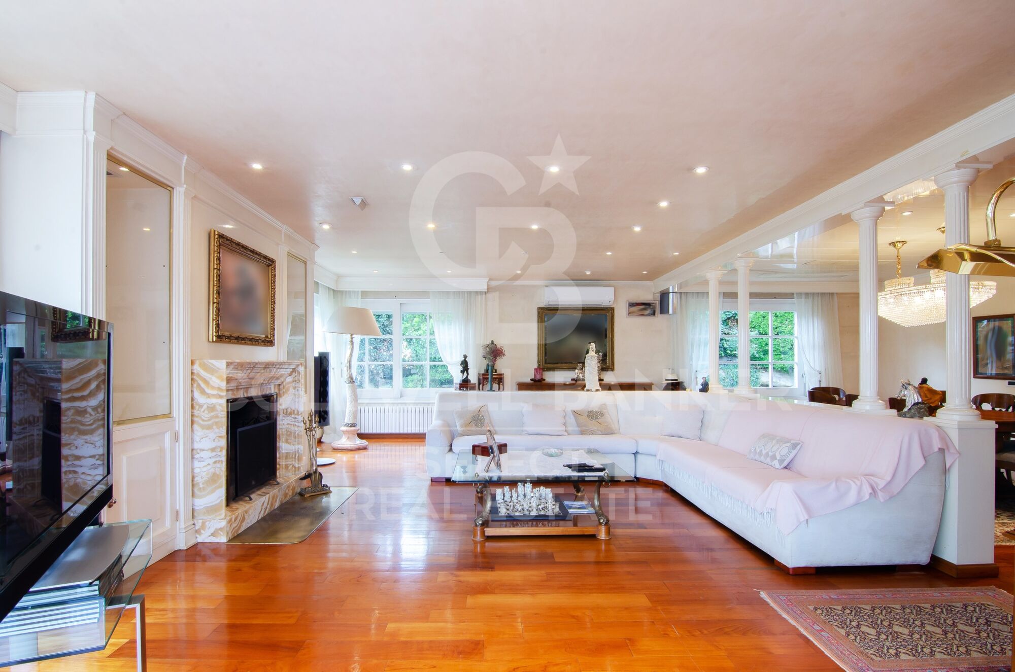 MAGNIFICENT AND STATELY IN BELLATERRA