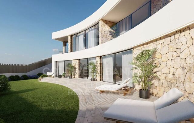 Plot with a brilliant and impeccable project and building permit