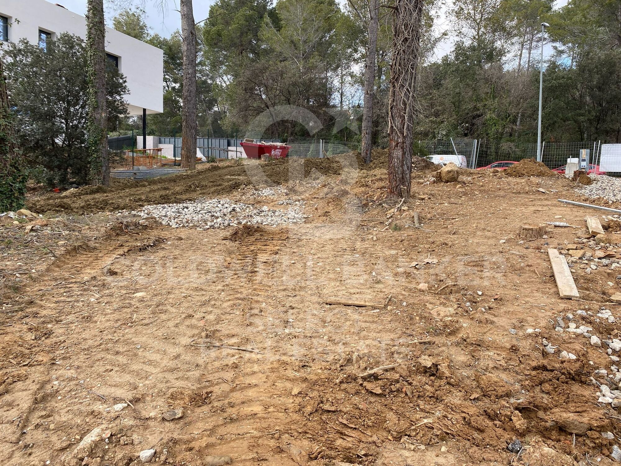 LAST FLAT PLOT IN EXCLUSIVE AND QUIET AREA OF BELLATERRA