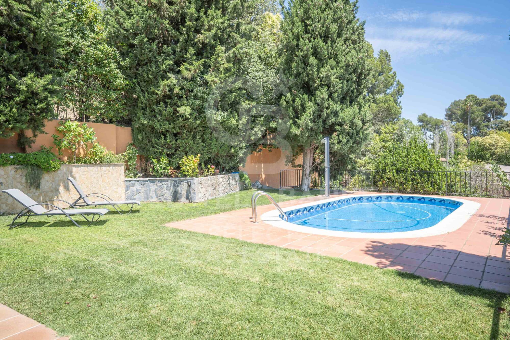 HOUSE ON ONE FLOOR WITH SPECTACULAR VIEWS IN BELLATERRA