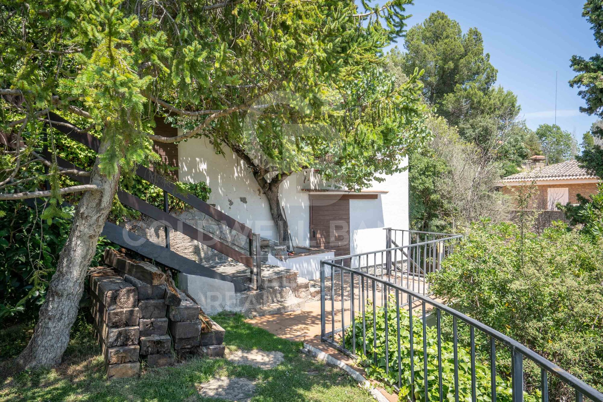 HOUSE ON ONE FLOOR WITH SPECTACULAR VIEWS IN BELLATERRA