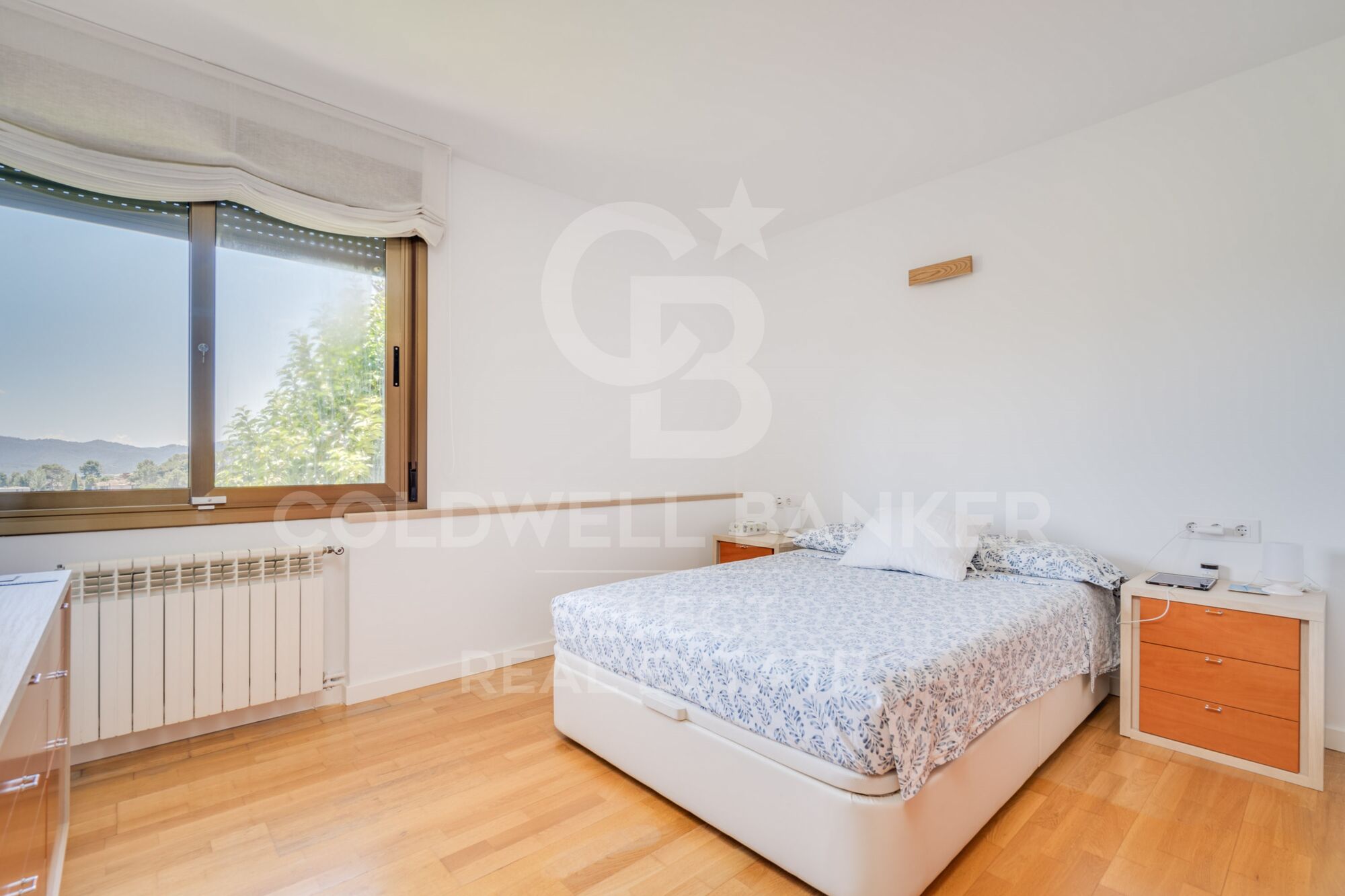 HOUSE ON ONE FLOOR WITH SPECTACULAR VIEWS IN BELLATERRA