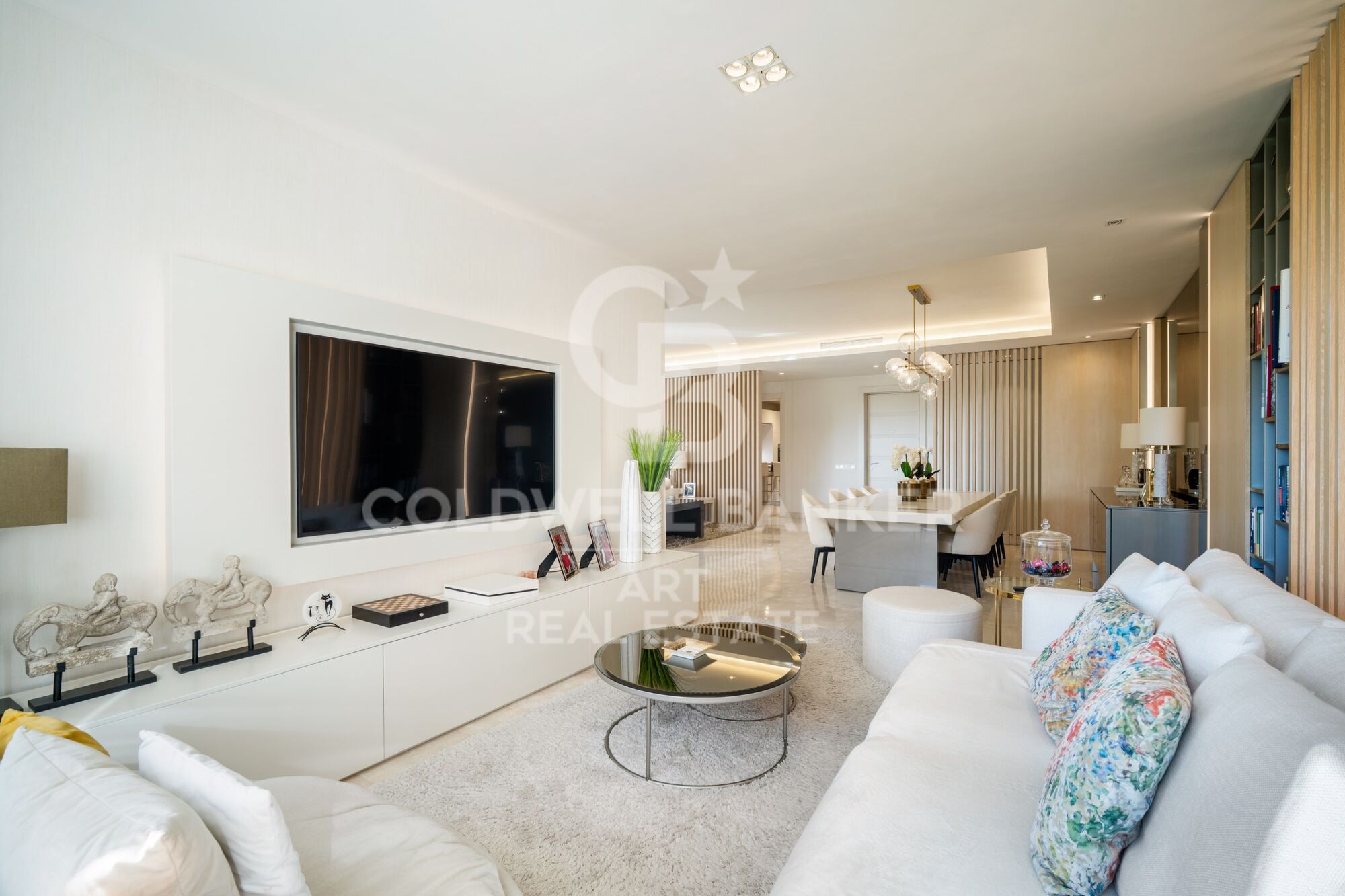Exclusivo apartamento doble listo para entrar a vivir en Milla de Oro- Marbella