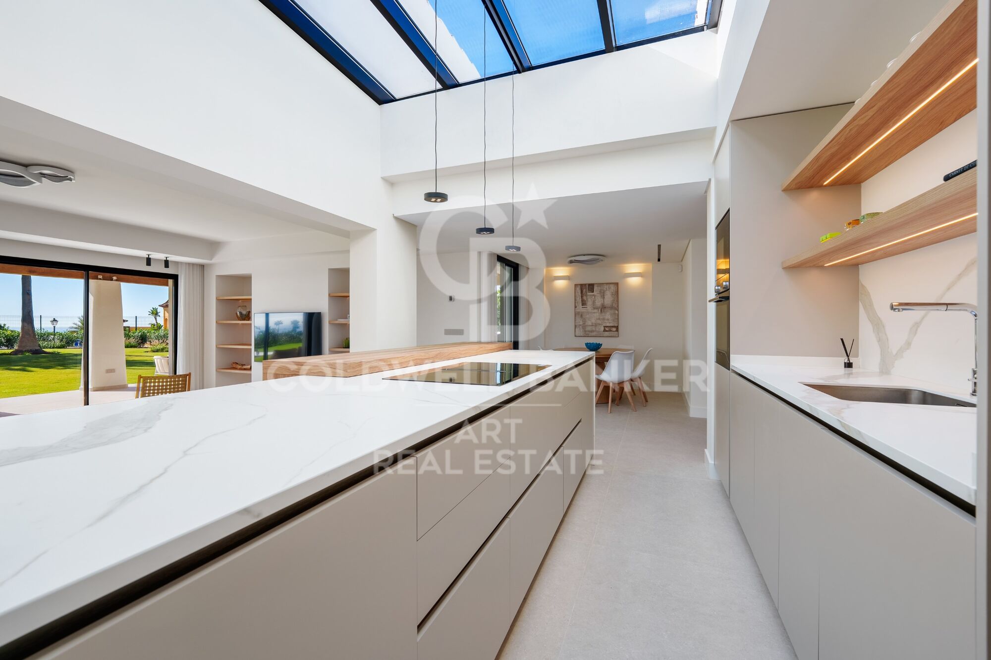 Villa 5 Bedrooms Sale Marbella