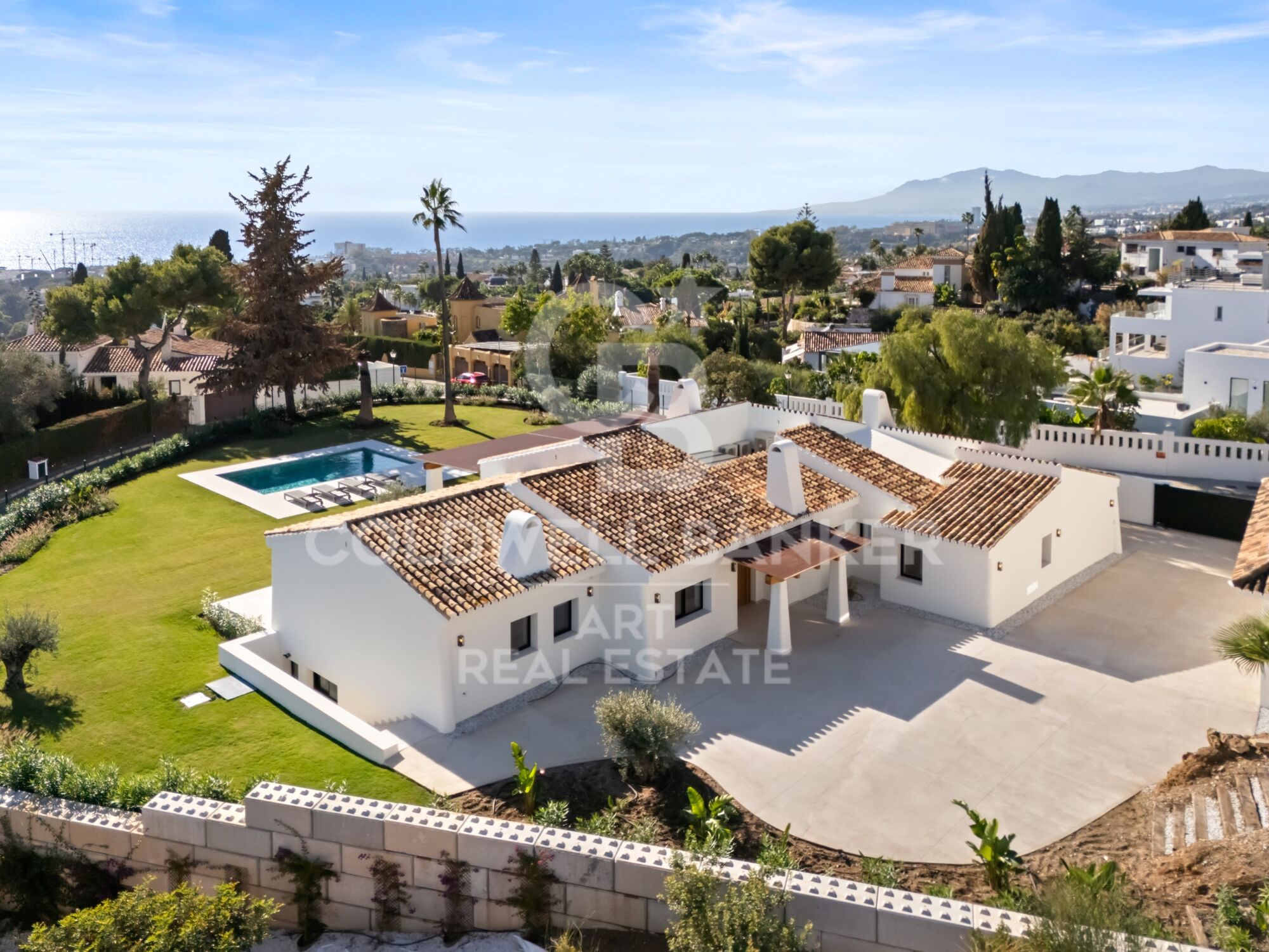Villa 5 Bedrooms Sale Marbella