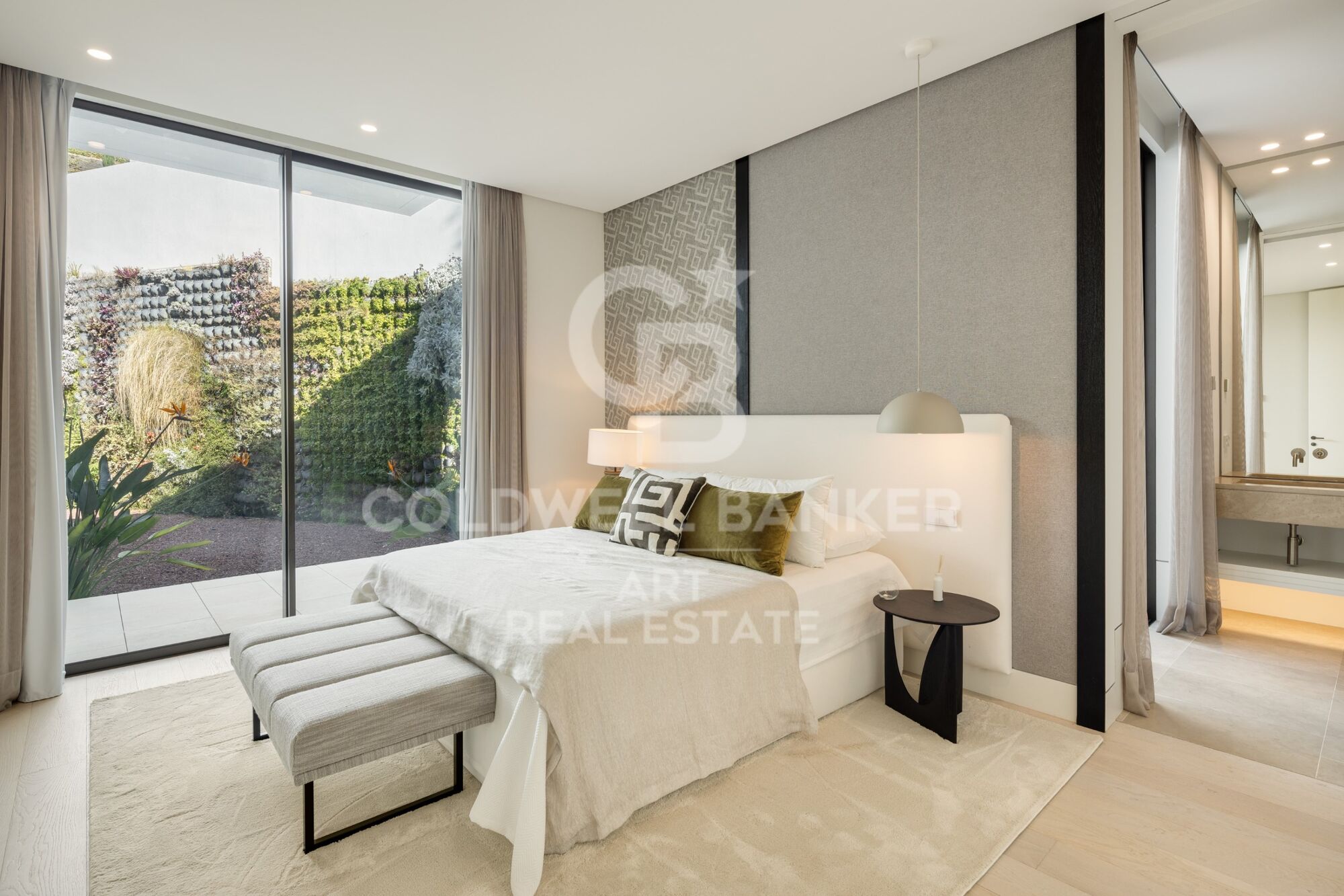 Exclusiva villa de diseño arquitectónico en La Quinta, Benahavís