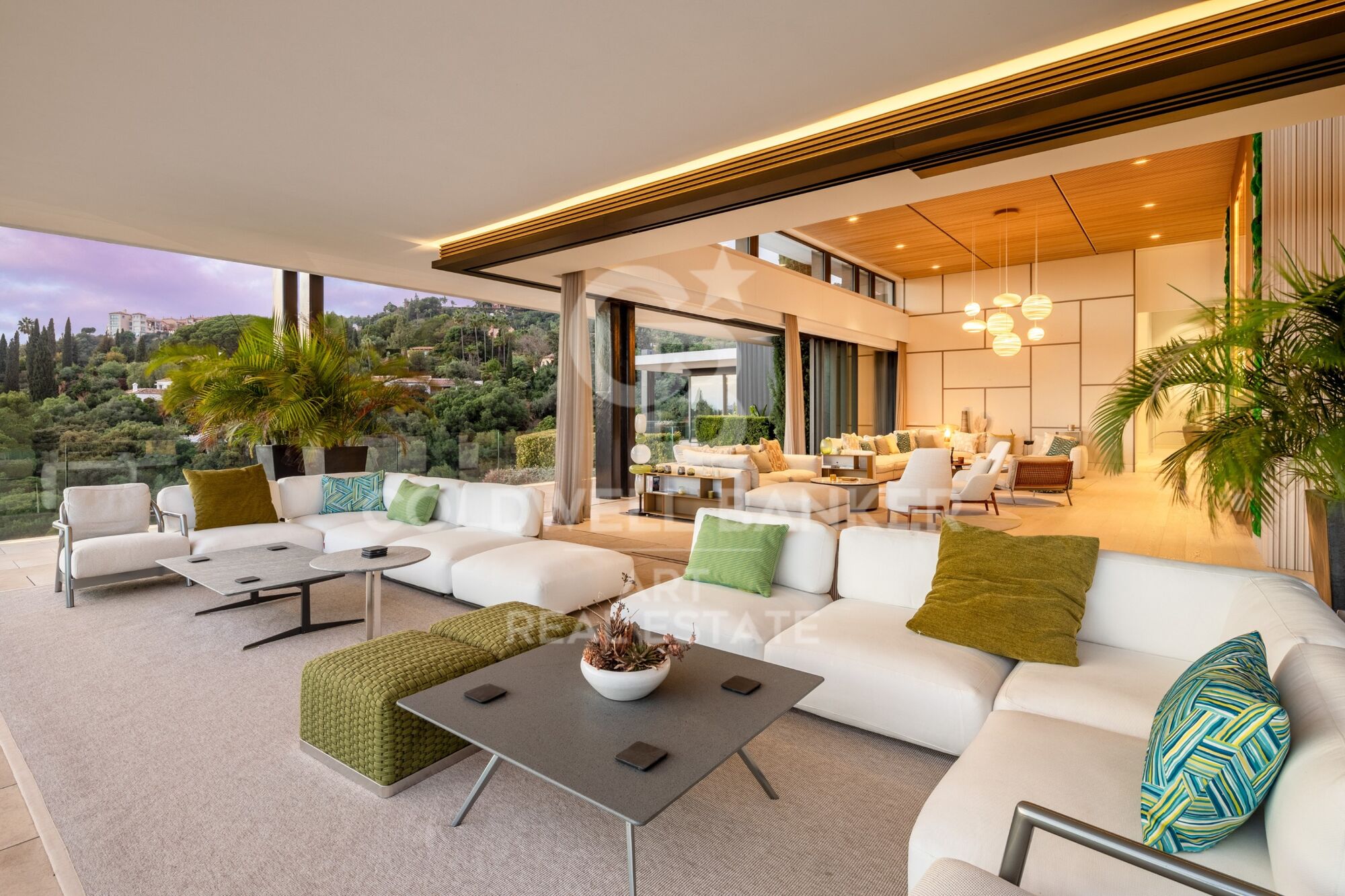 Exclusive architectural design villa in La Quinta, Benahavís