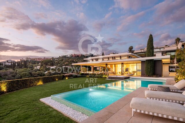 Exclusive architectural design villa in La Quinta, Benahavís