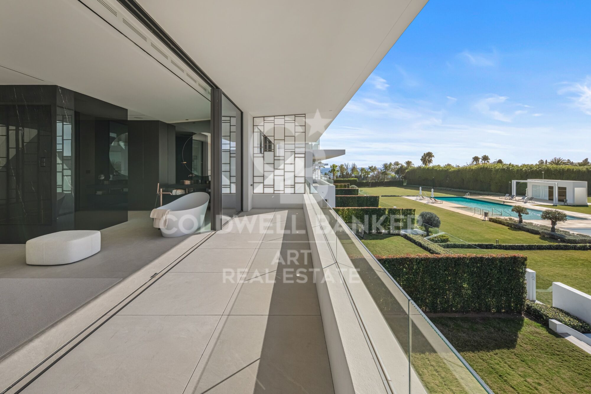 Spectacular villa located in the most exclusive area of Marbella's Golden Mile.