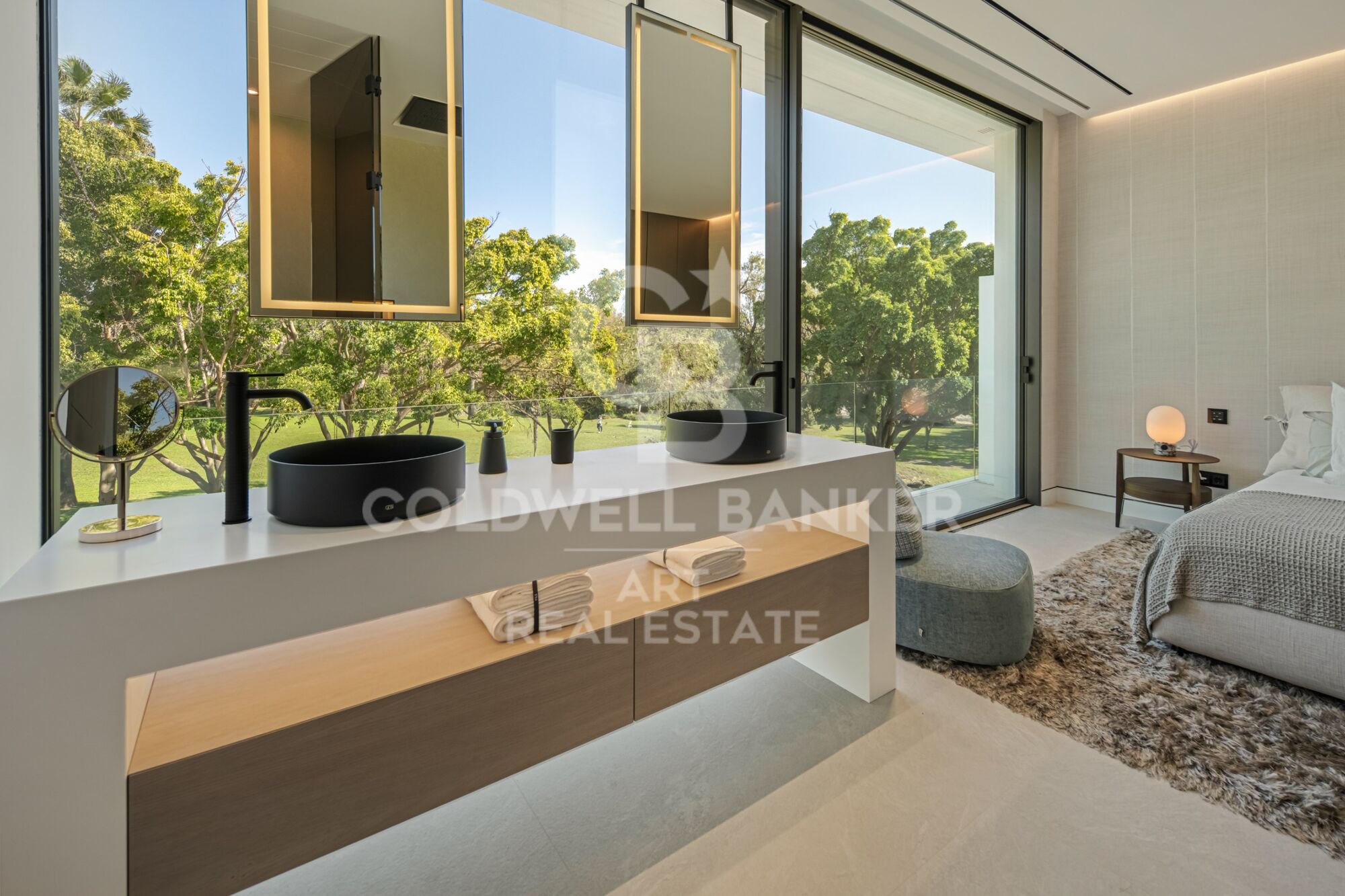 Spectaculaire villa située dans la zone la plus exclusive de la Golden Mile de Marbella.