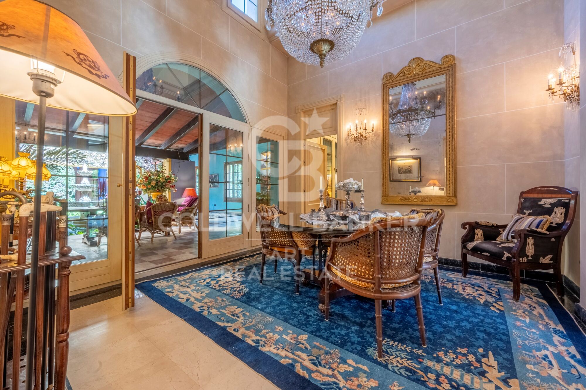 Elegante freistehende Villa mit höchster Privatsphäre in Guadalmina Baja, Marbella