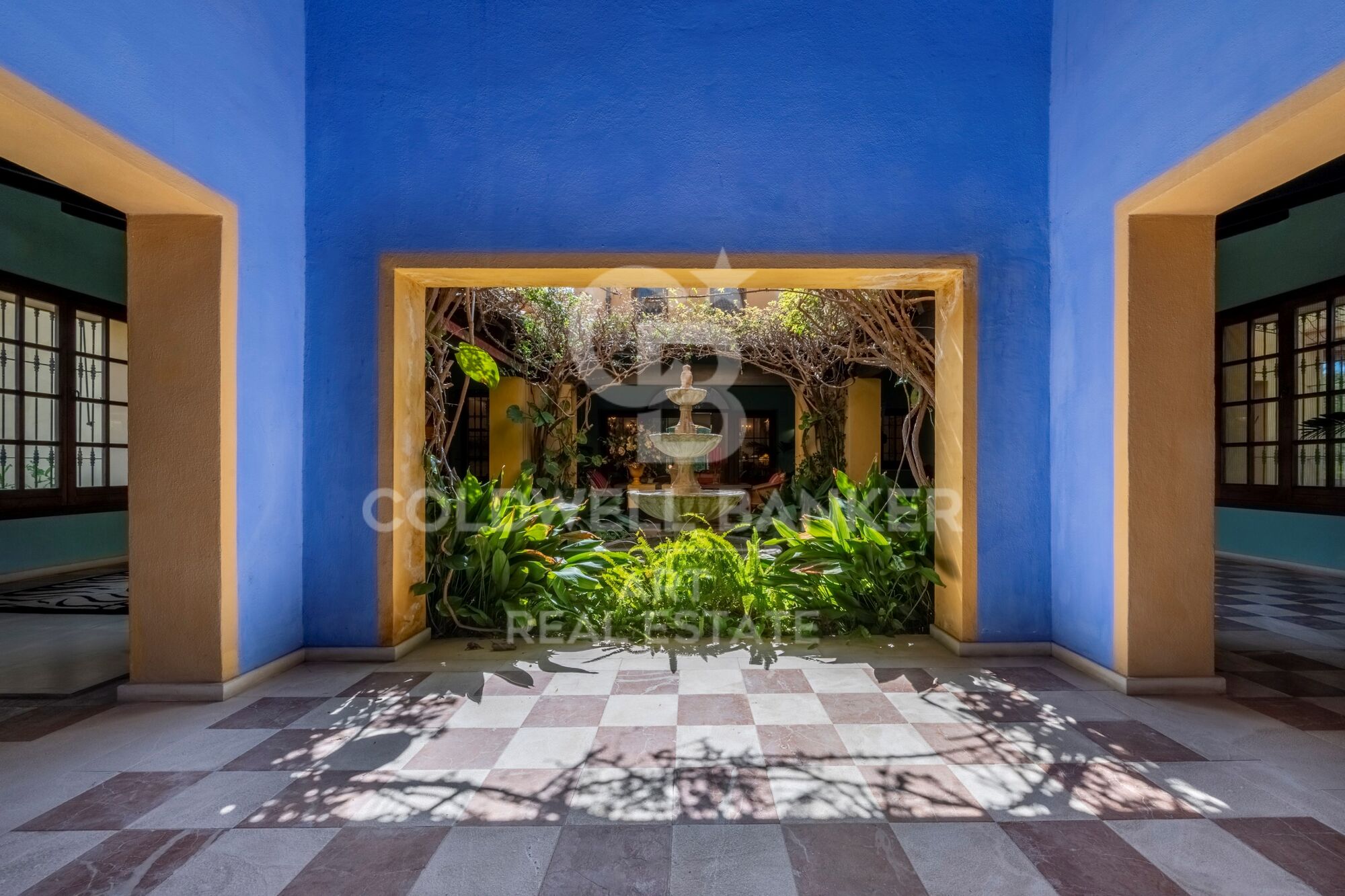 Elegante freistehende Villa mit höchster Privatsphäre in Guadalmina Baja, Marbella