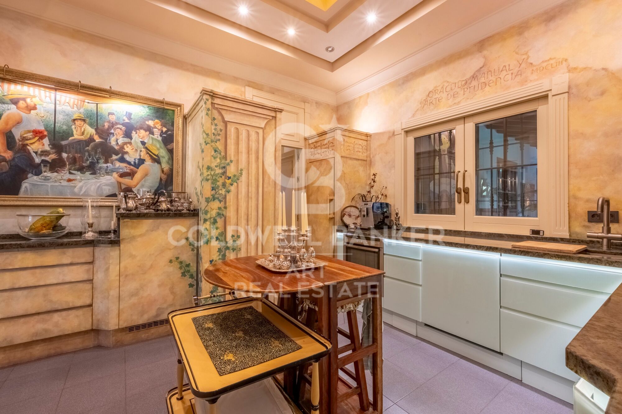 Elegante freistehende Villa mit höchster Privatsphäre in Guadalmina Baja, Marbella