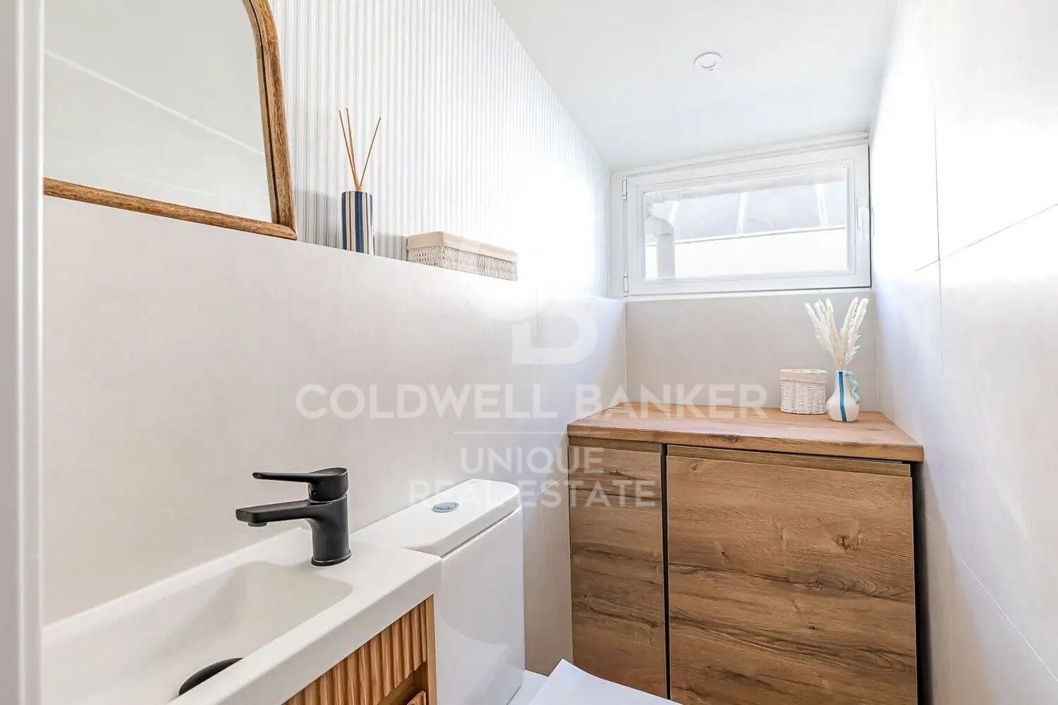 Maravilloso ático con terraza totalmente reformado