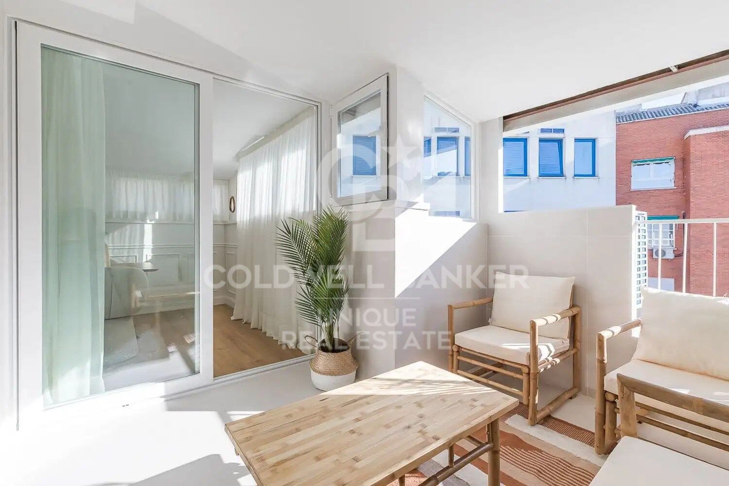 Maravilloso ático con terraza totalmente reformado