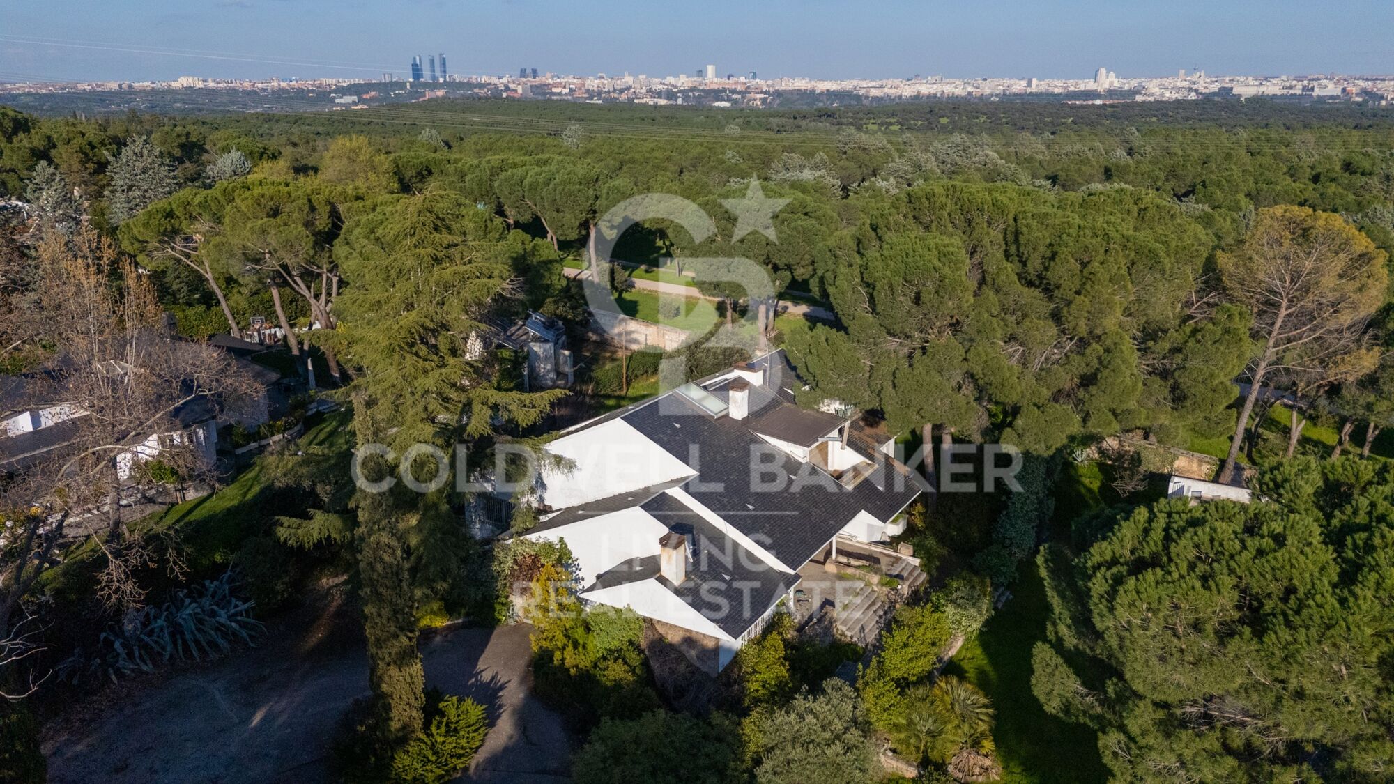 Villa plain-pied 8 Pièces Acheter Pozuelo de Alarcón